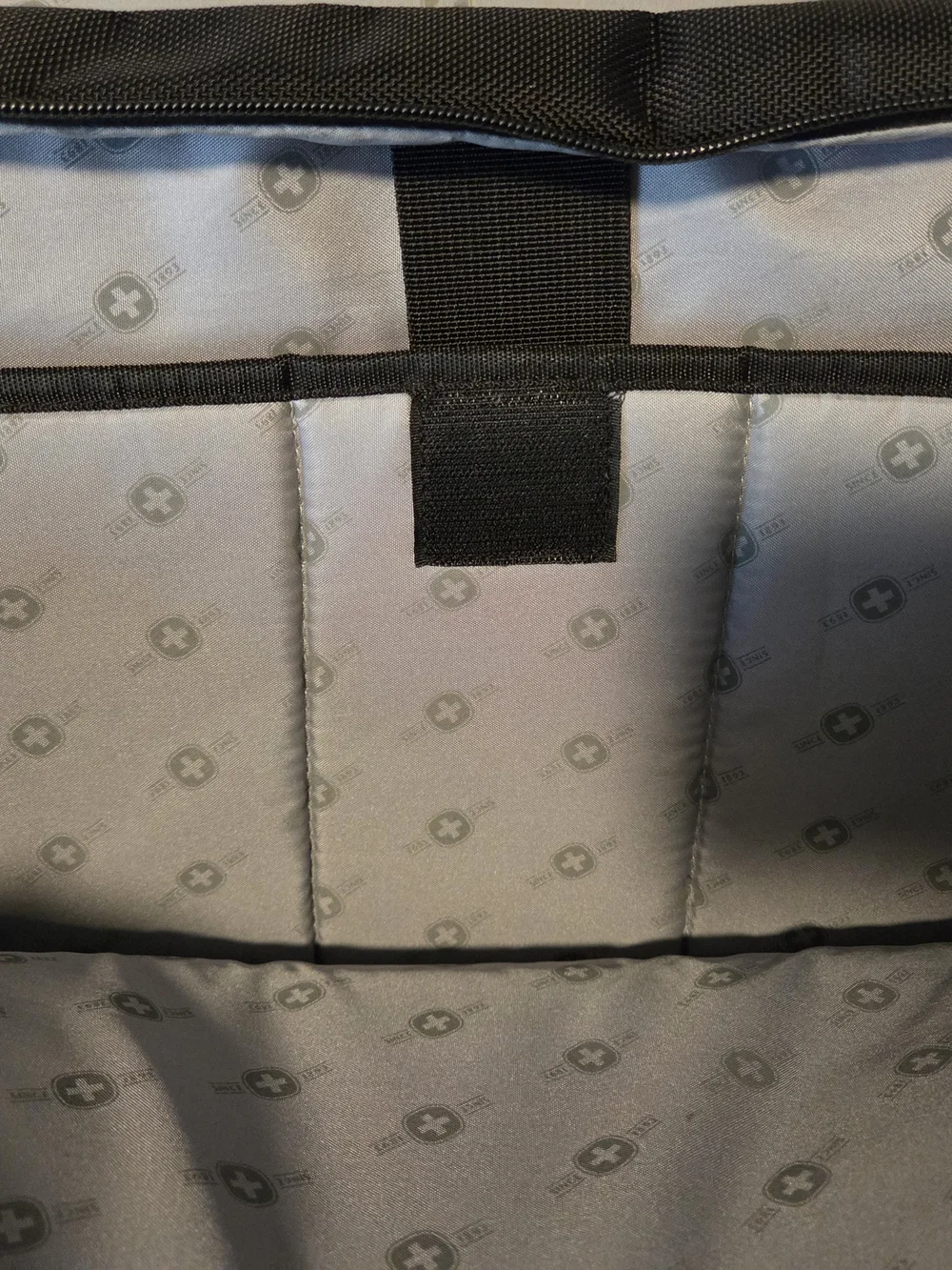 SwissGear Gray & Green Men’s Laptop Messenger Bag